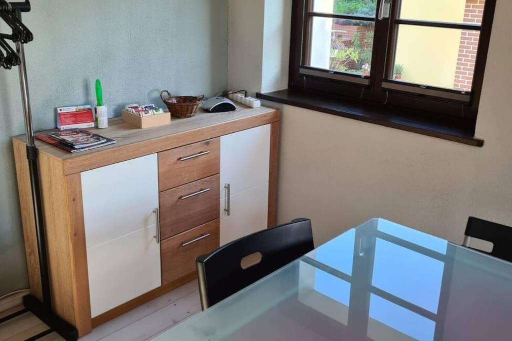 Private Room In Our Home With Free Vvo Ticket & Cats Pirna Zewnętrze zdjęcie